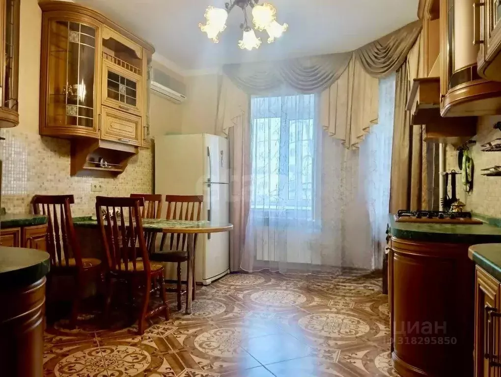 4-к кв. Татарстан, Казань ул. Хади Атласи, 26 (108.3 м) - Фото 0