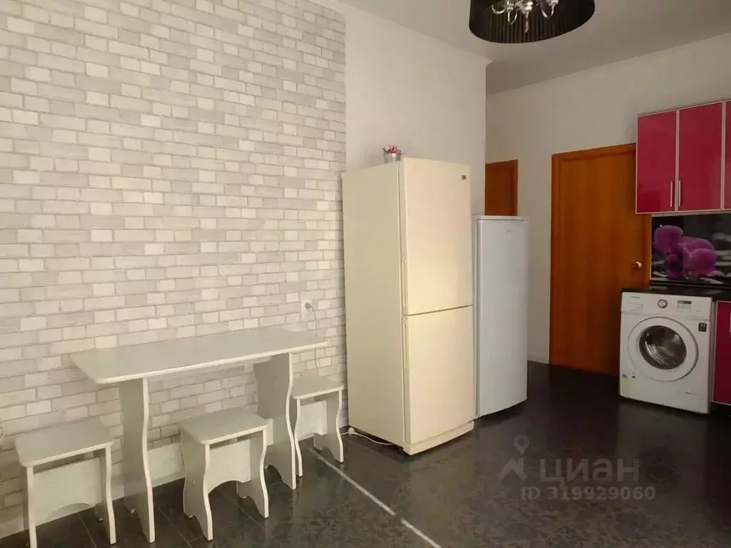 Комната Краснодарский край, Геленджик Туристическая ул., 19Б - Фото 1
