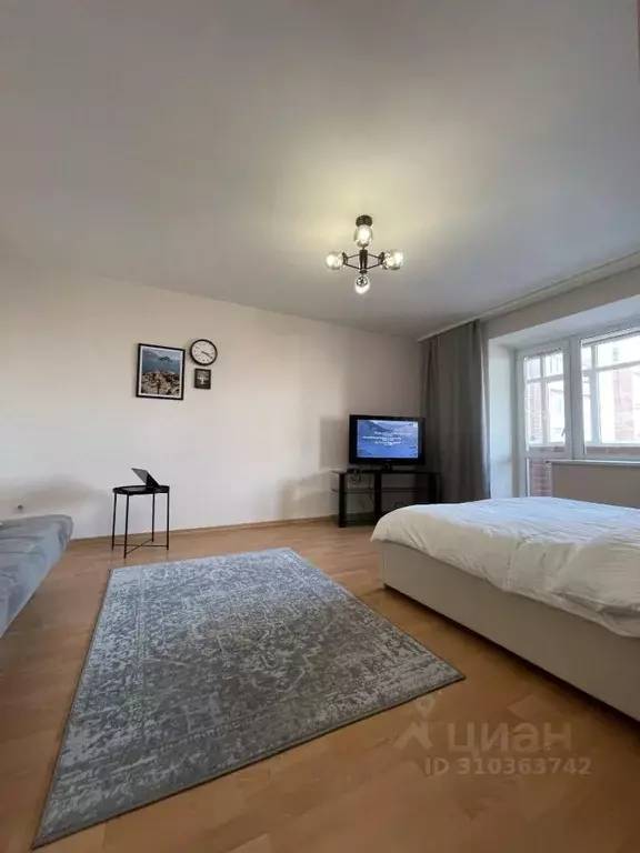 2-к кв. Свердловская область, Екатеринбург ул. Авиаторов, 14 (60.0 м) - Фото 2