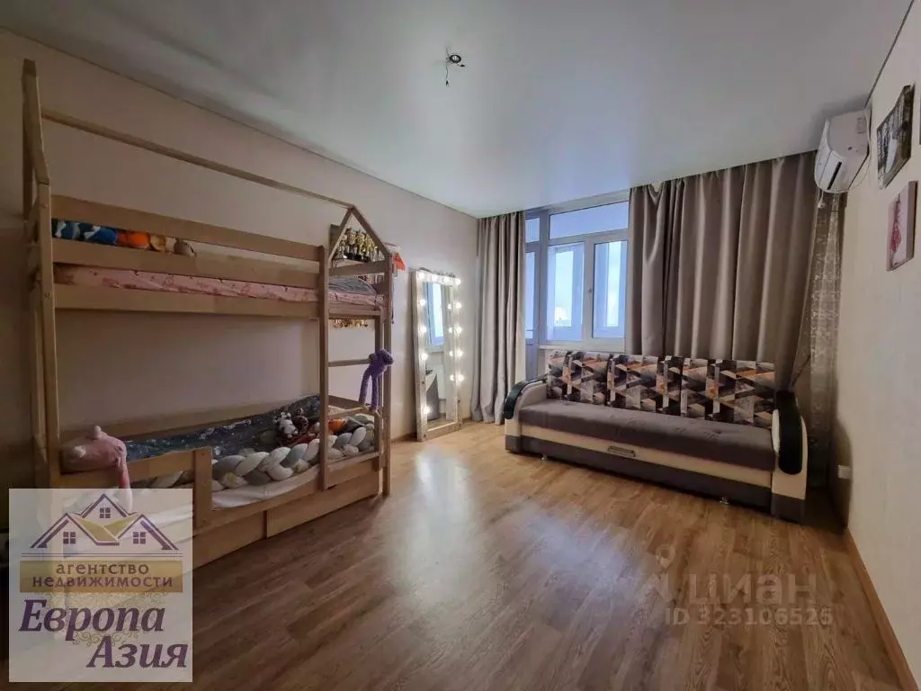 1-к кв. Оренбургская область, Оренбург Уральская ул., 2/18 (36.0 м) - Фото 1