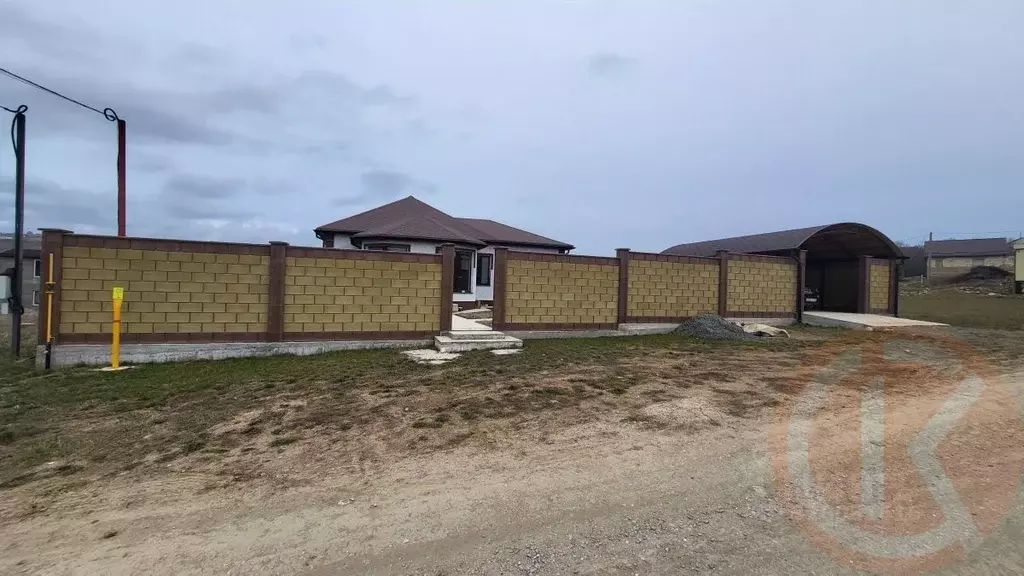 Дом в Крым, Симферопольский район, Перовское с/пос, с. Украинка ул. ... - Фото 2