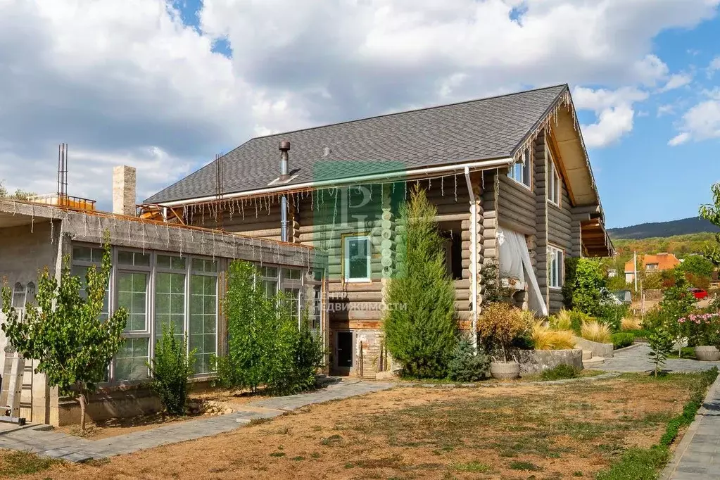 Дом в Севастополь с. Передовое, ул. Светлая, 3 (166 м) - Фото 1