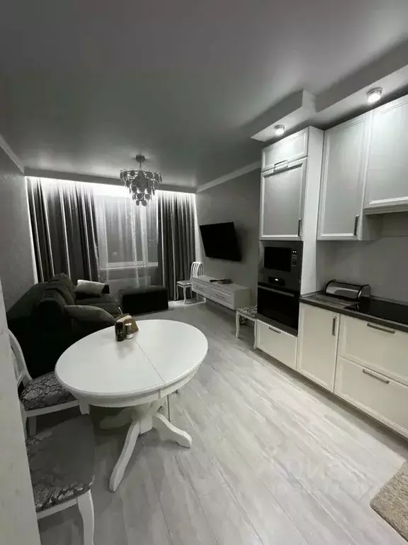 1-к кв. Татарстан, Казань ул. Сабира Ахтямова, 1к3 (52.0 м) - Фото 1