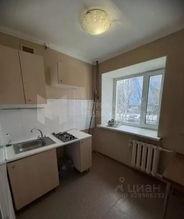 1-к кв. Тюменская область, Тюмень ул. Республики, 172 (30.0 м) - Фото 1