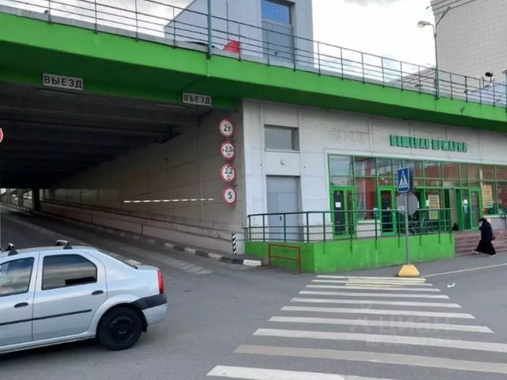 Торговая площадь в Москва Новоясеневский просп., 1к1 (4750 м) - Фото 0