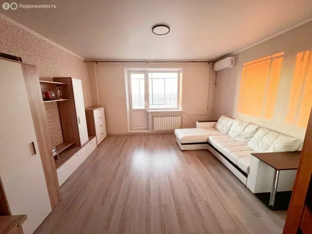 3-комнатная квартира: Копейск, Коммунистический проспект, 26 (68.8 м) - Фото 1