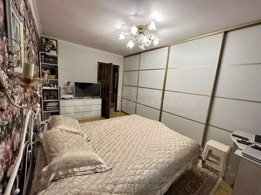 2-к кв. Тюменская область, Тюмень ул. Пермякова, 82к1 (67.0 м) - Фото 1