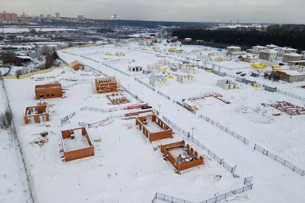 Участок в Московская область, Ленинский городской округ, д. Орлово, ... - Фото 0