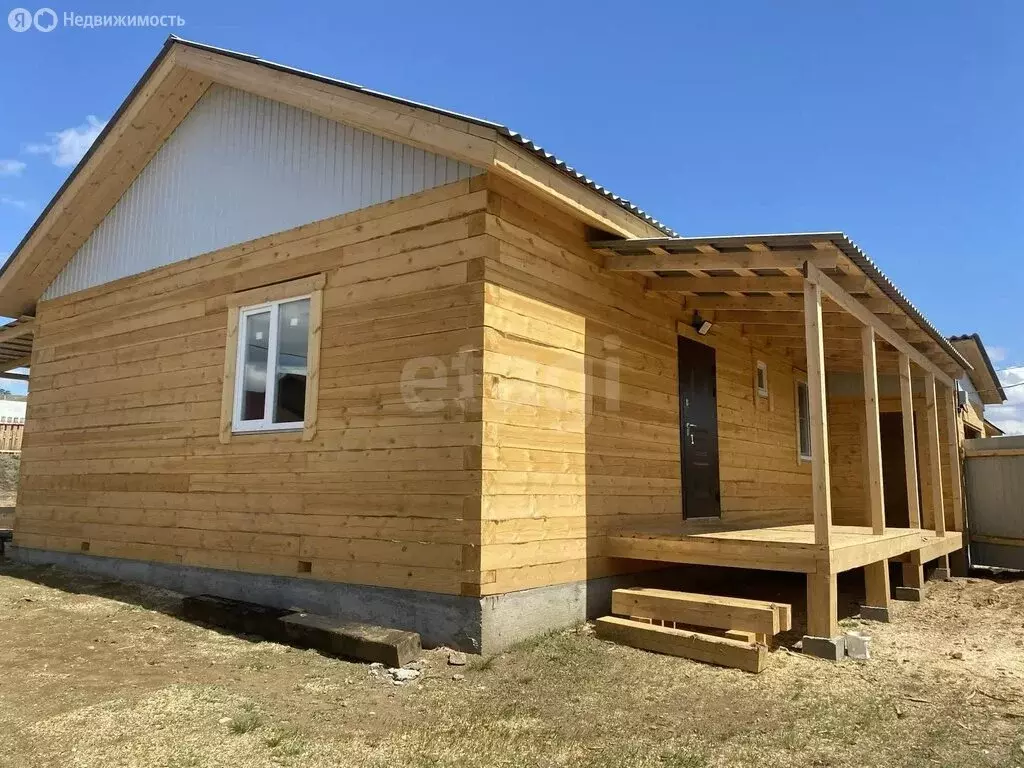 Дом в село Гурульба, Хабаровская улица (150 м) - Фото 1