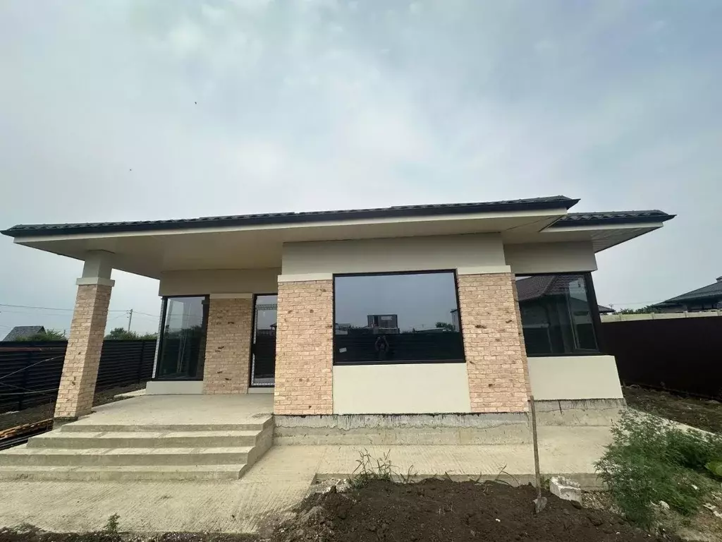 Дом в Адыгея, Тахтамукайский район, Козет аул ул. Ленина (111 м) - Фото 0