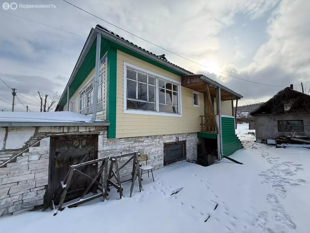 Дом в Саяногорск, Первомайская улица, 8/1 (234.3 м) - Фото 1