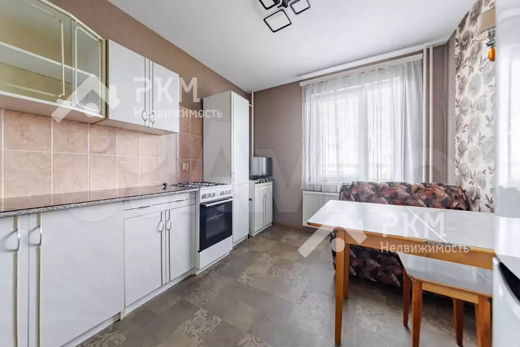 2-к. квартира, 61 м, 2/10 эт. - Фото 0