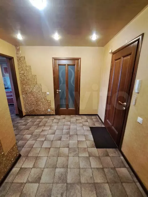 2-к. квартира, 60 м, 6/10 эт. - Фото 0