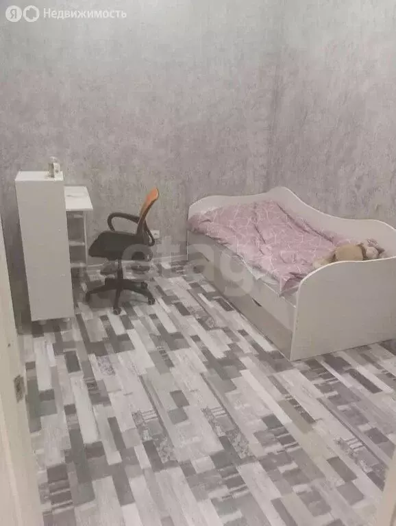 3-комнатная квартира: Севастополь, улица Адмирала Фадеева, 18 (87.1 м) - Фото 1
