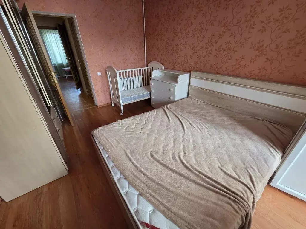 3-к кв. Крым, Симферополь ул. Бородина, 2 (66.0 м) - Фото 2