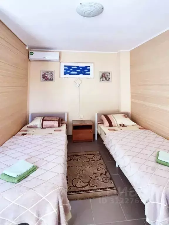 Комната Крым, Черноморское пгт ул. Цветочная, 22 - Фото 0