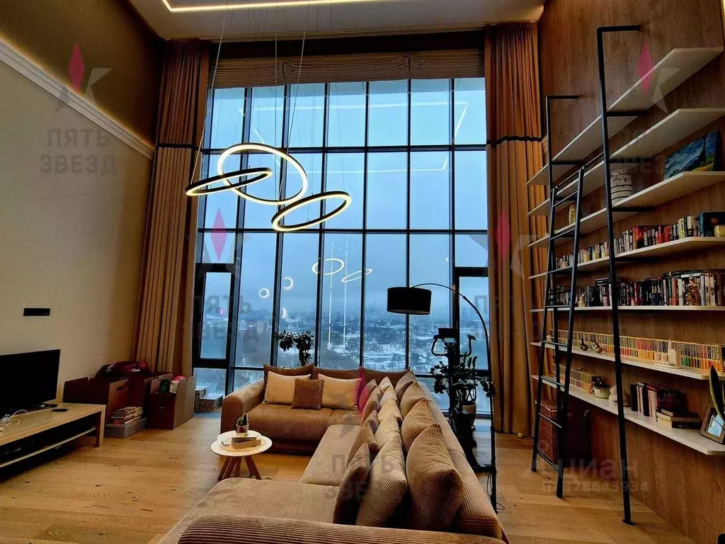 4-к кв. Москва Сельскохозяйственная ул., 38к1 (232.7 м) - Фото 1