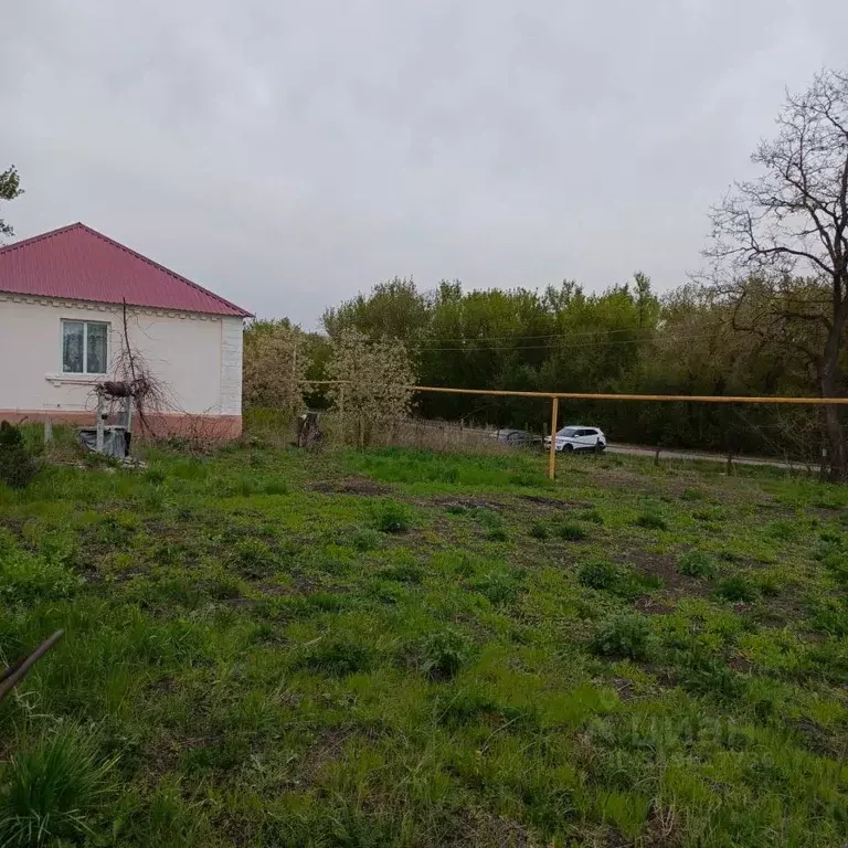 Дом в Воронежская область, Хохольское городское поселение, с. Хохол ... - Фото 1
