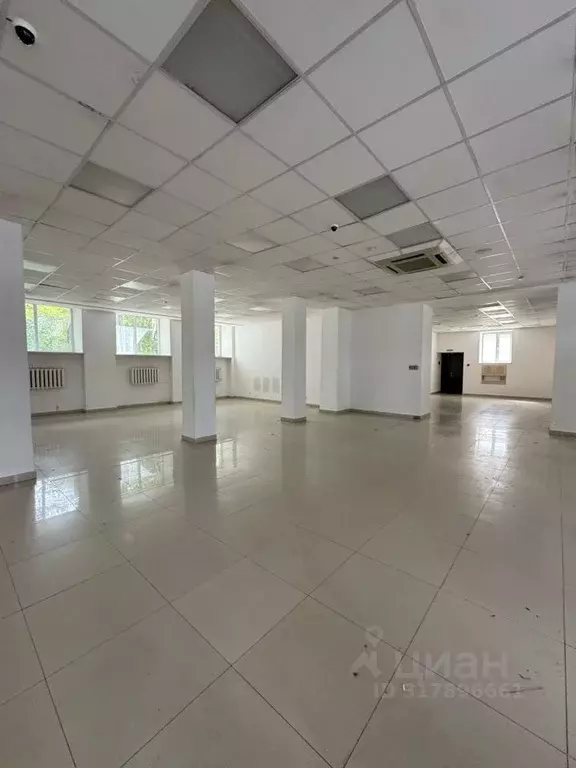 Торговая площадь в Свердловская область, Екатеринбург ул. ... - Фото 1
