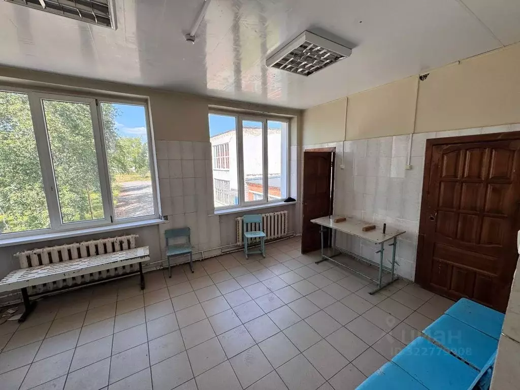 Помещение свободного назначения в Свердловская область, Североуральск ... - Фото 2