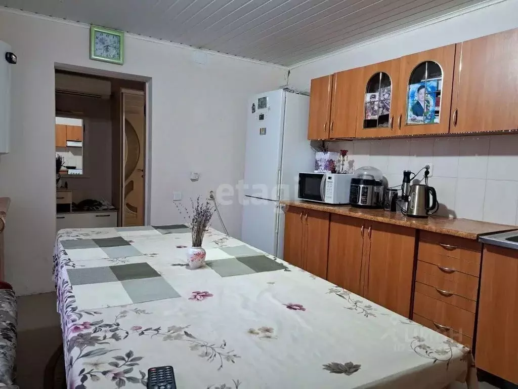 3-к кв. Крым, Советский пгт ул. Степная (100.0 м) - Фото 1