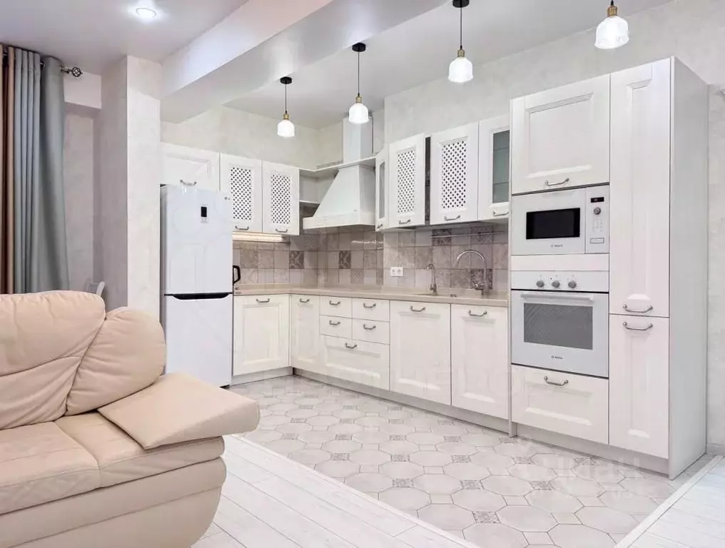 2-к кв. Иркутская область, Иркутск Дальневосточная ул., 141 (58.0 м) - Фото 1