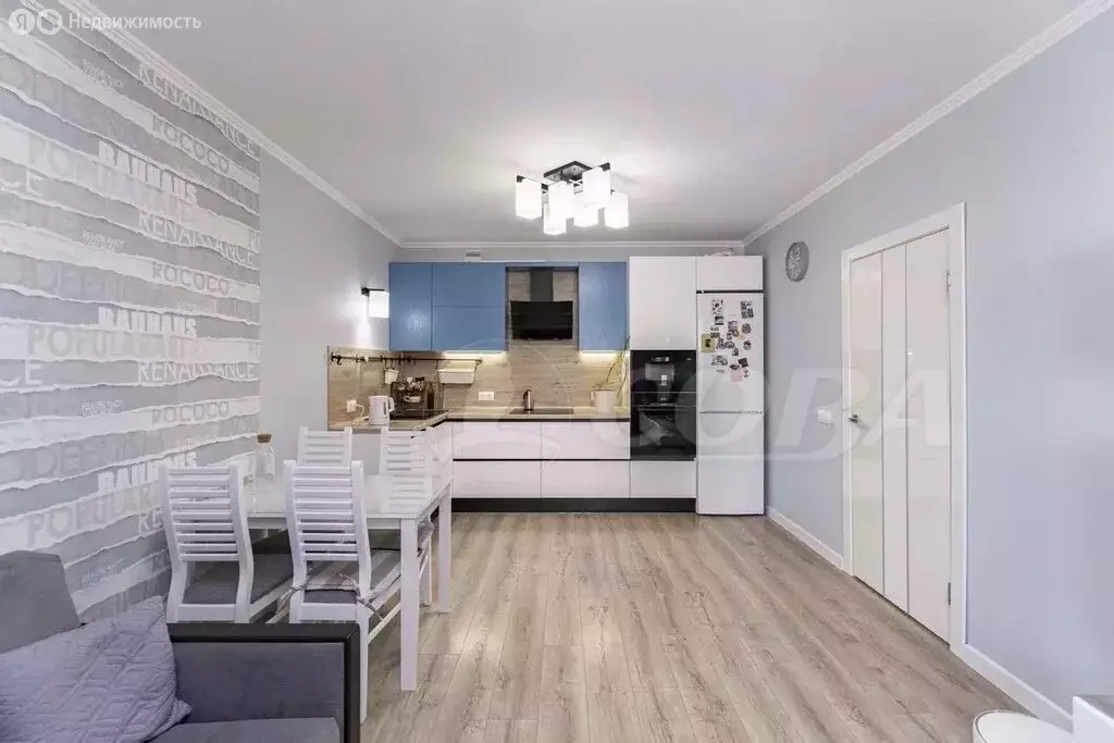 2-комнатная квартира: Тюмень, улица Ю.-Р.Г. Эрвье, 32к1 (45 м) - Фото 2