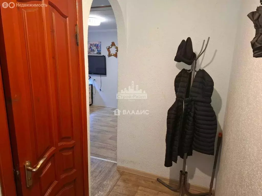 3-комнатная квартира: Керчь, улица Горького, 12 (57.5 м) - Фото 2