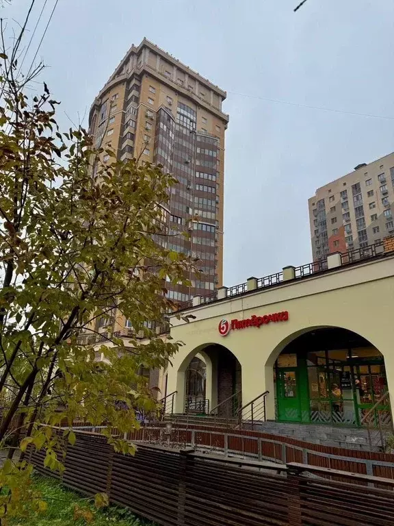 2-к кв. Московская область, Химки ул. Академика Грушина, 8 (58.0 м) - Фото 2