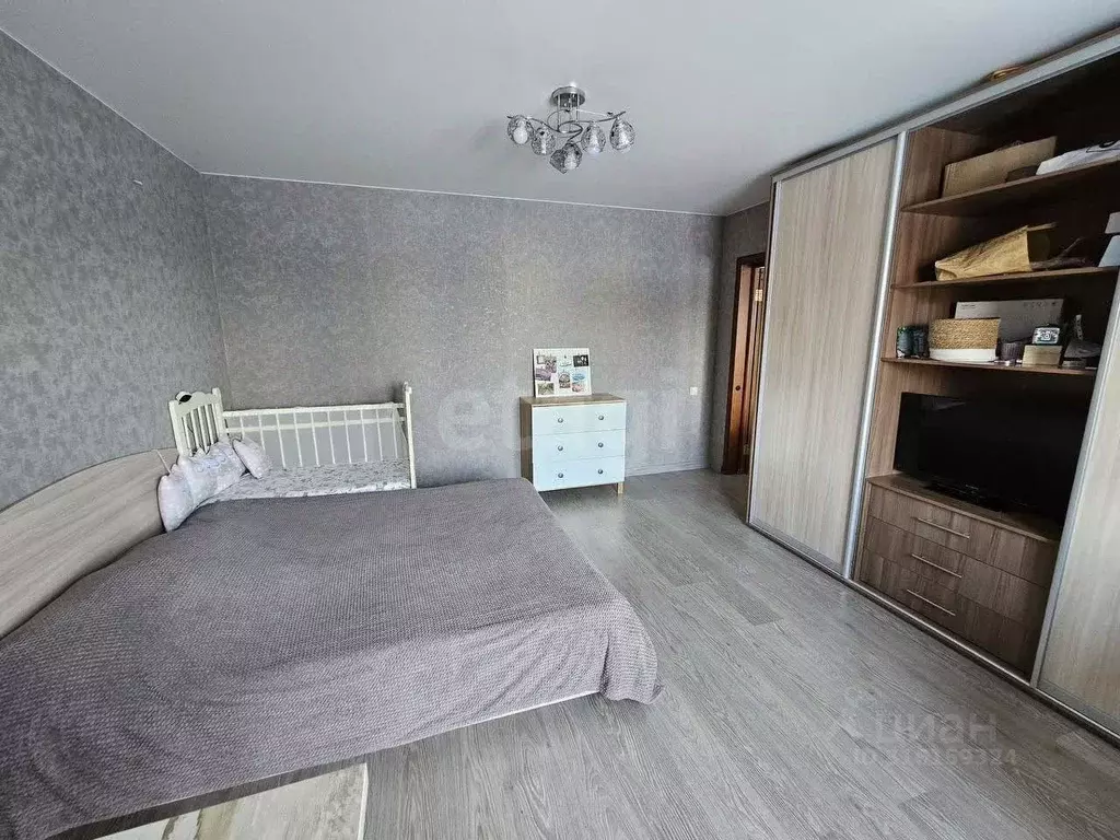 4-к кв. Кемеровская область, Кемерово просп. Ленина, 152Б (74.0 м) - Фото 0