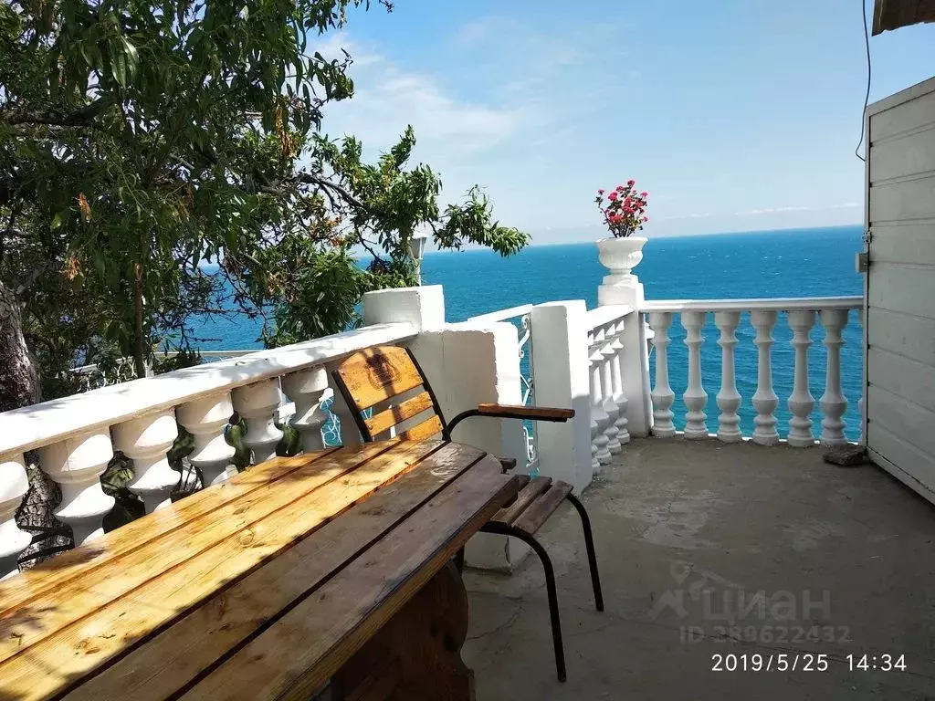 Дом в Крым, Алушта муниципальный округ, с. Рыбачье ул. Лучистая, 14 ... - Фото 2