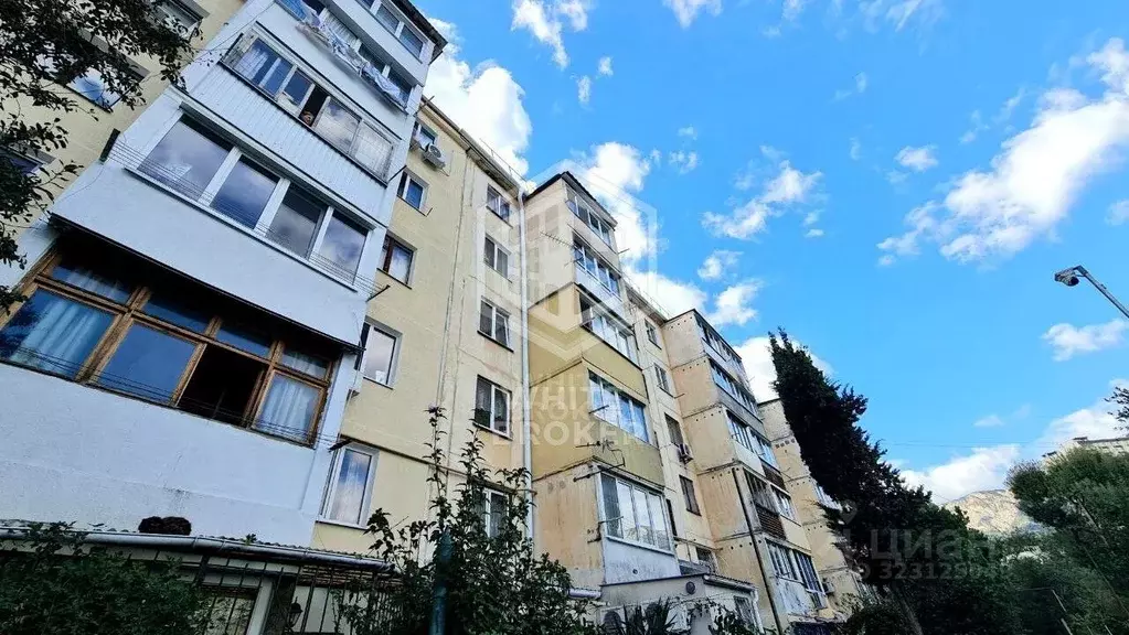 2-к кв. Крым, Ялта пер. Красноармейский, 2 (56.4 м) - Фото 1