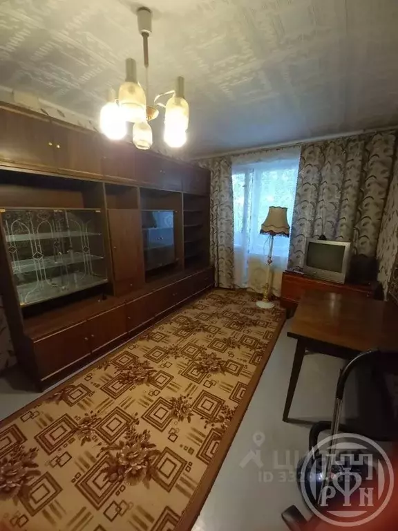 1-к кв. Ленинградская область, Луга ул. Победы, 12 (35.0 м) - Фото 1