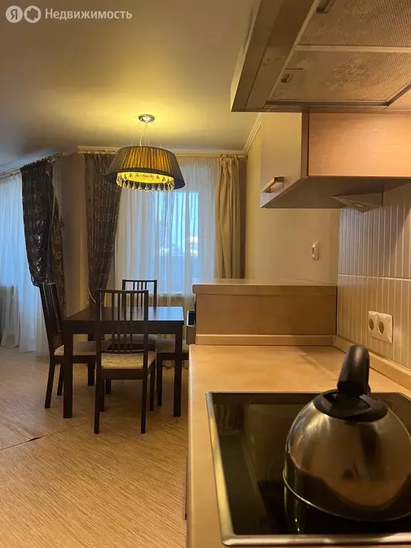 2-комнатная квартира: Тюмень, улица Евгения Богдановича, 16 (94 м) - Фото 2