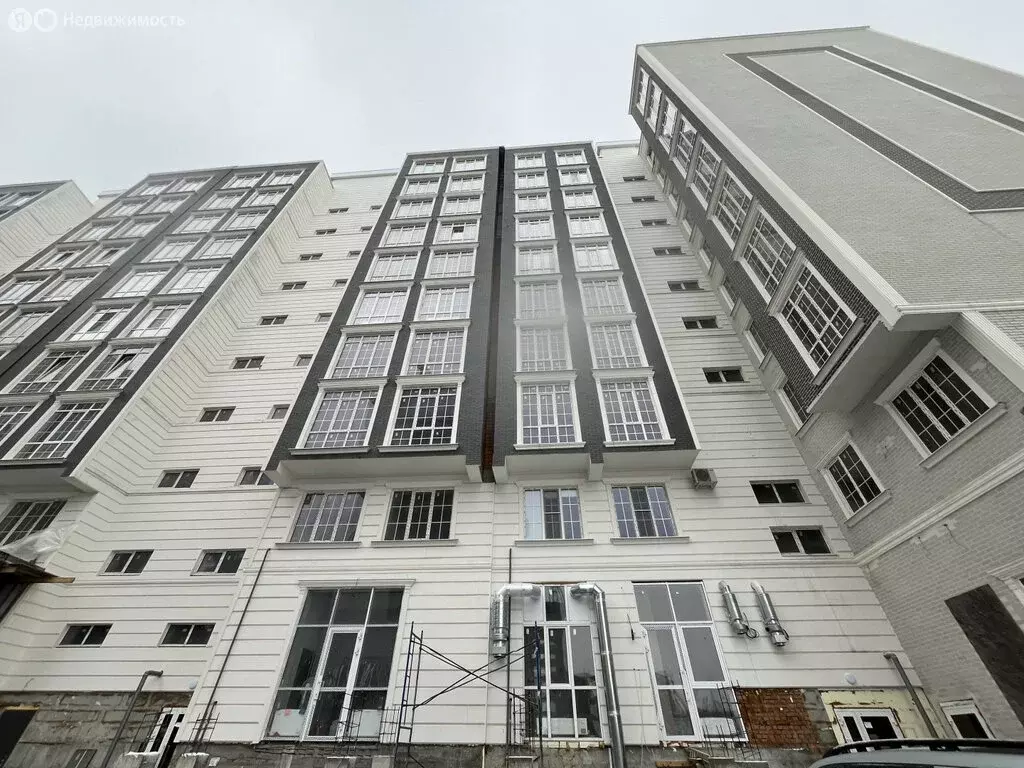 3-комнатная квартира: Нальчик, улица Шогенова, 7 (97 м) - Фото 1