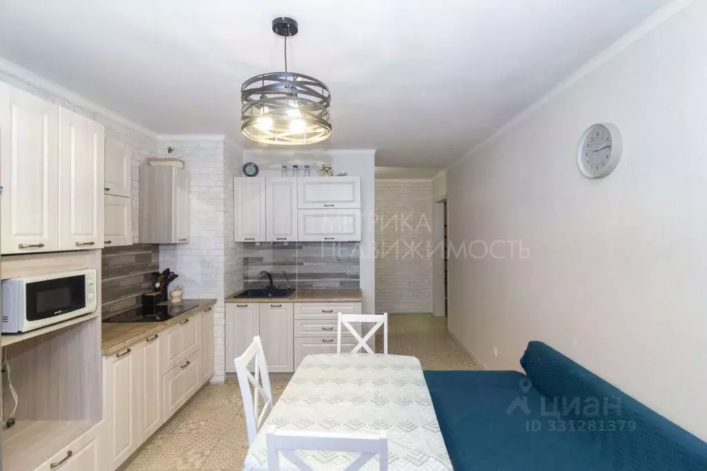 2-к кв. Тюменская область, Тюмень ул. Московский Тракт, 152 (66.2 м) - Фото 1