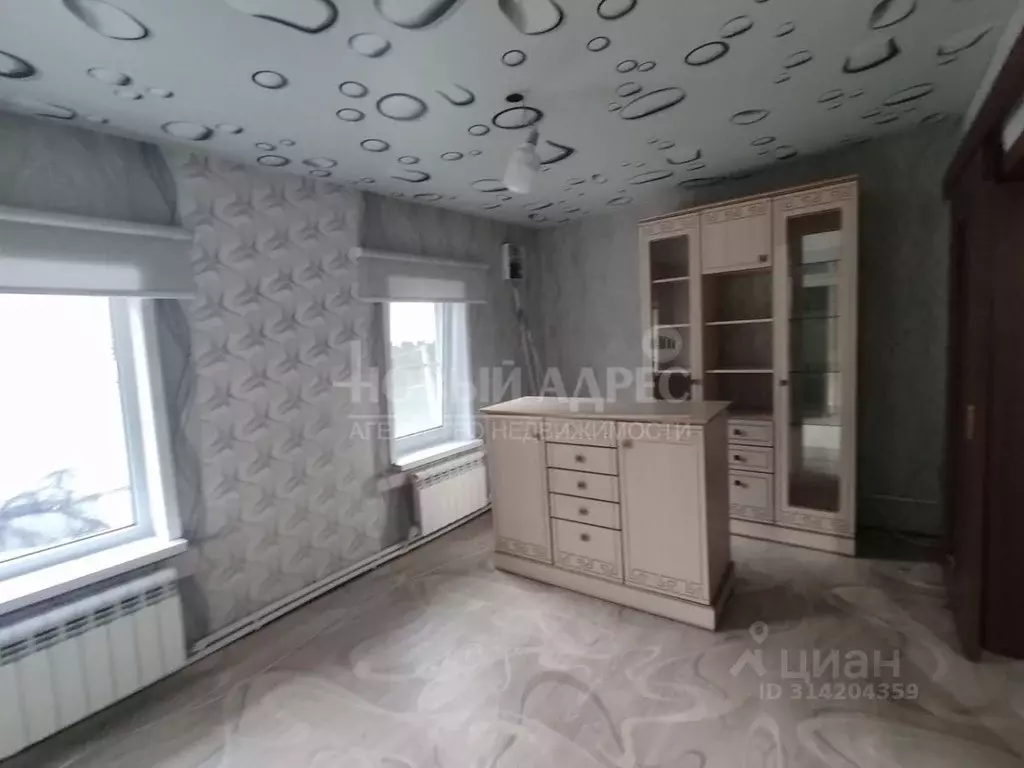 4-к кв. Калужская область, Кондрово Дзержинский район, ул. Комарова, ... - Фото 0