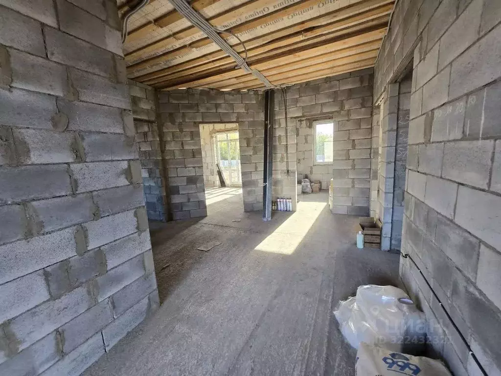 Дом в Белгородская область, Старооскольский городской округ, с. ... - Фото 1