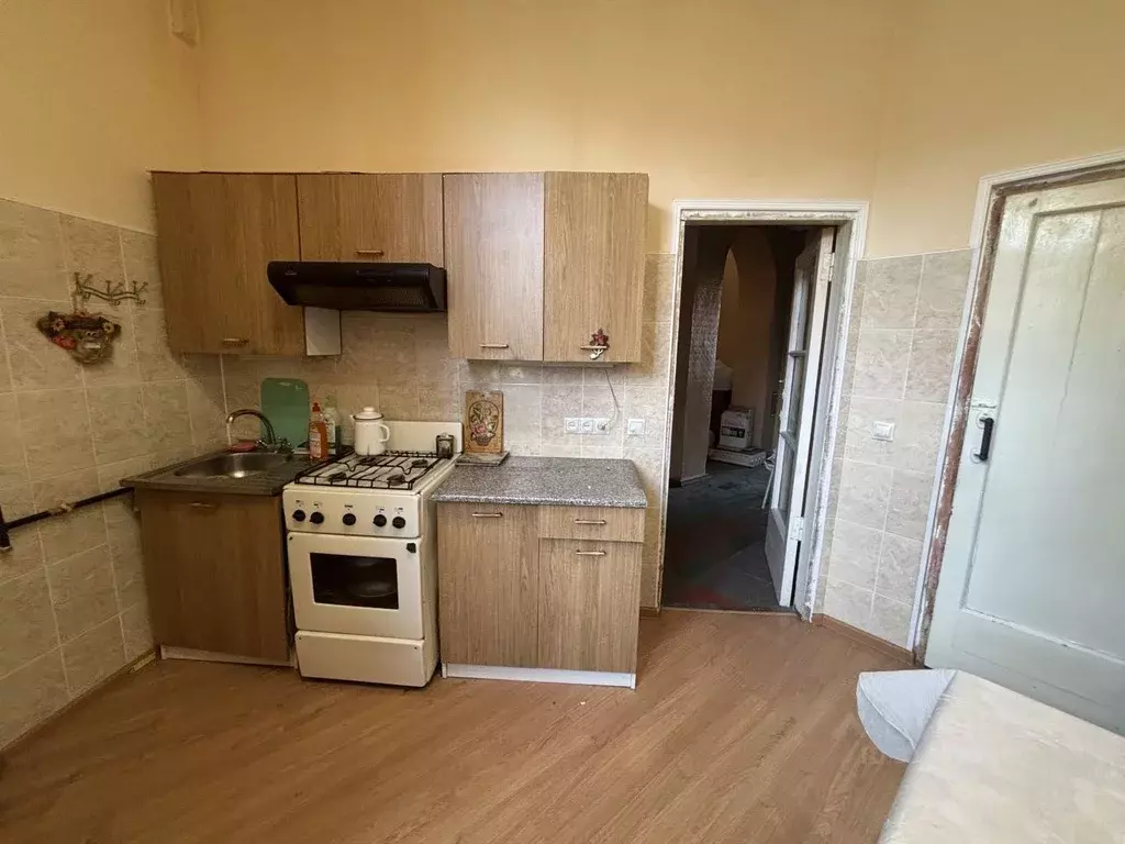2-к кв. Северная Осетия, Владикавказ ул. Маркова, 2А (77.0 м) - Фото 1