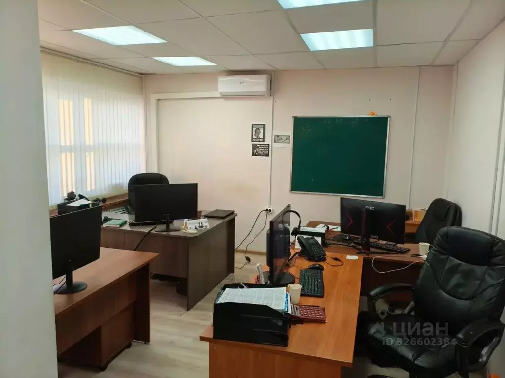 Помещение свободного назначения в Свердловская область, Екатеринбург ... - Фото 2