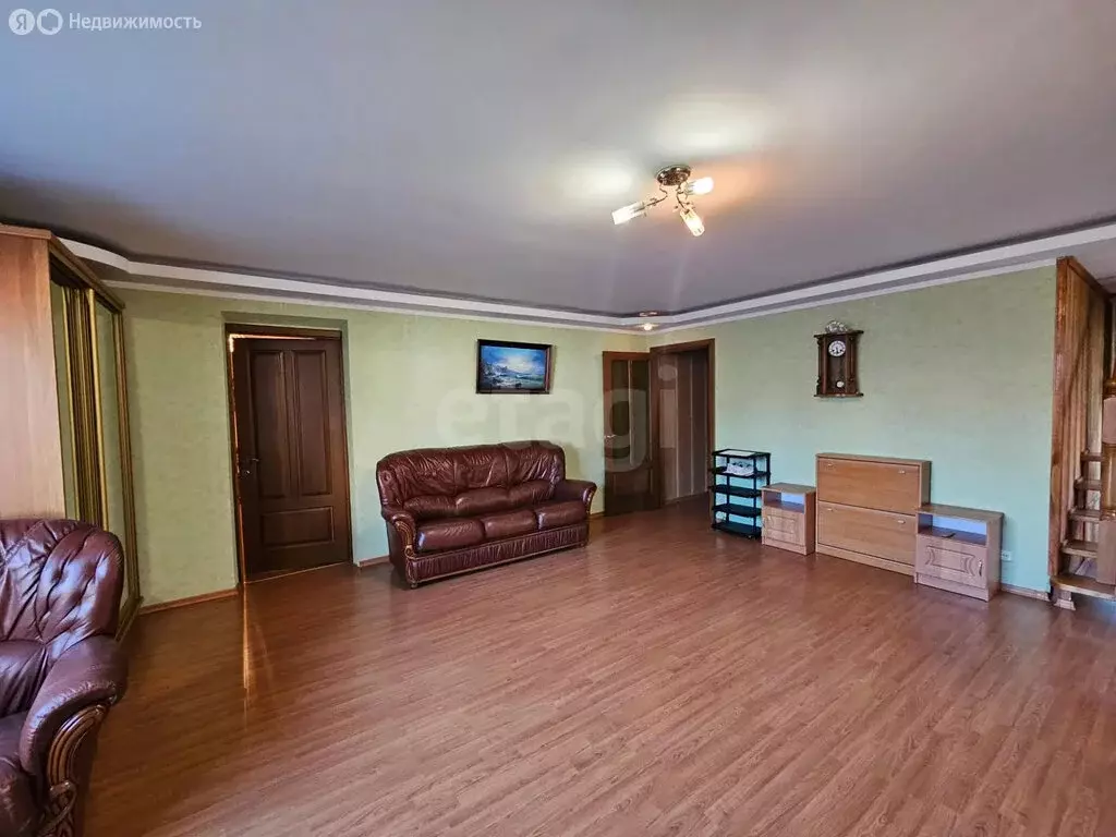 2-комнатная квартира: Алушта, улица 50 лет Октября, 10 (56 м) - Фото 2