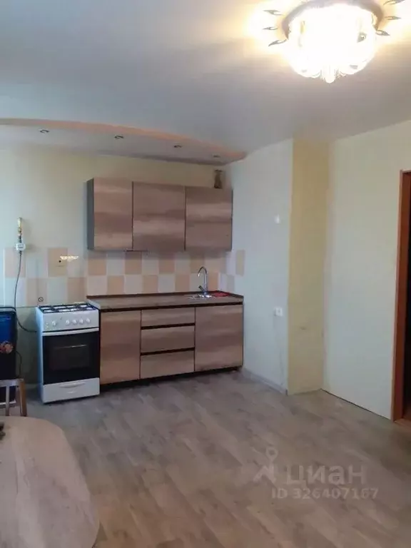 Студия Курганская область, Курган Центральный жилрайон, ул. 1 Мая, 10 ... - Фото 2