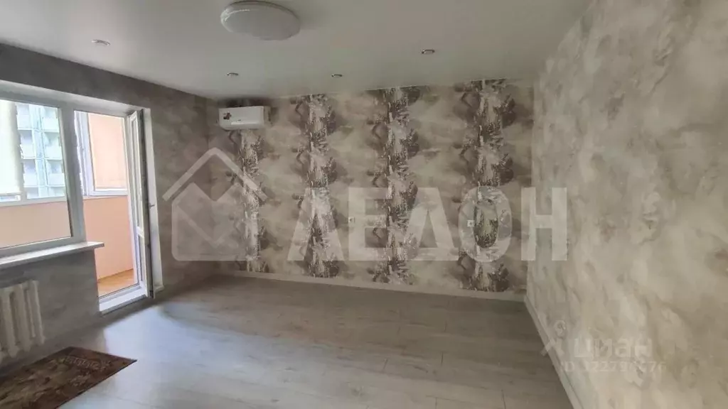 2-к кв. Омская область, Омск ул. Леонида Маслова, 8 (60.8 м) - Фото 2