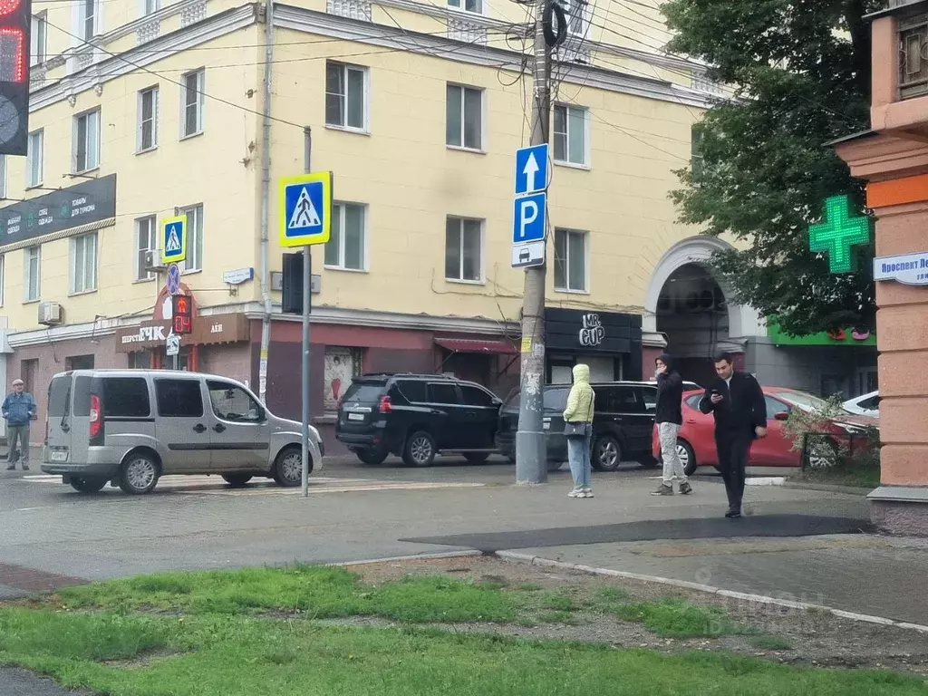 Помещение свободного назначения в Тульская область, Тула просп. ... - Фото 1