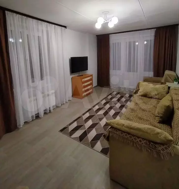 2-к. квартира, 42 м, 5/5 эт. - Фото 0