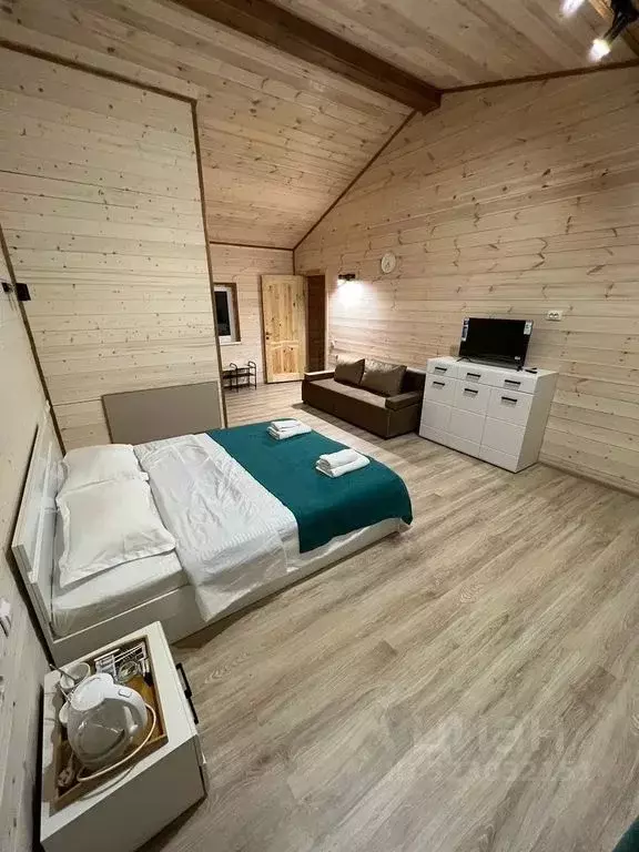 Комната Карачаево-Черкесия, Зеленчукский район, с. Архыз ул. Ленина, ... - Фото 1