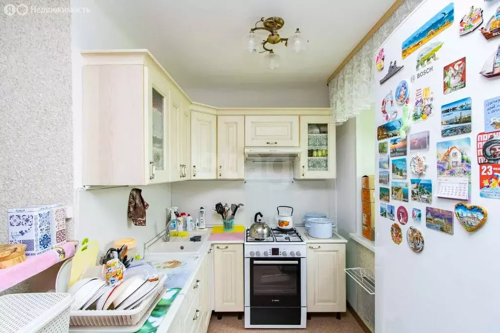 2-комнатная квартира: Тюмень, улица Республики, 169 (55.6 м) - Фото 1