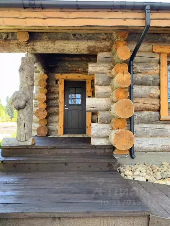 Дом в Карелия, Лоухский район, Пяозерский пгт ул. Капитана Киреева, 20 ... - Фото 1