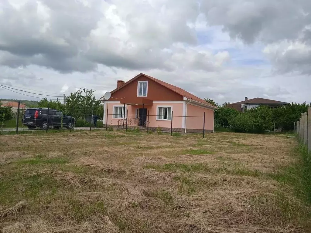 Дом в Крым, Бахчисарайский район, Почтовское с/пос, с. Новопавловка ... - Фото 1