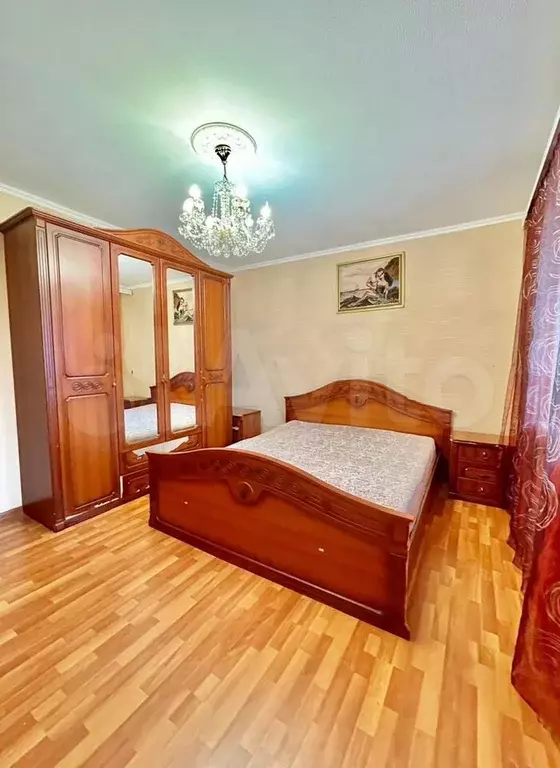 3-к. квартира, 90 м, 6/9 эт. - Фото 0